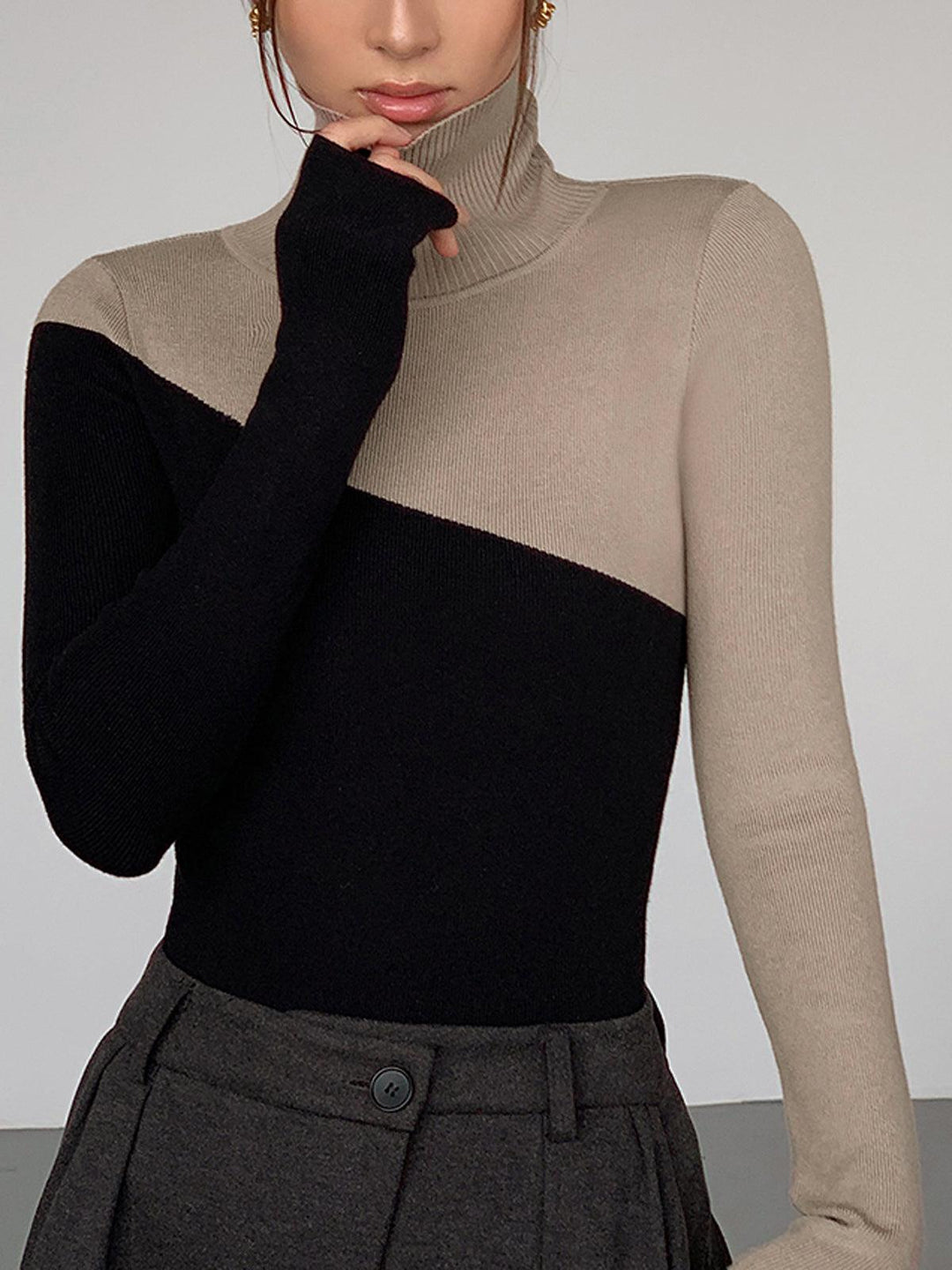PALOMA™ - ELEGANT HIGH-NECK SWEATER