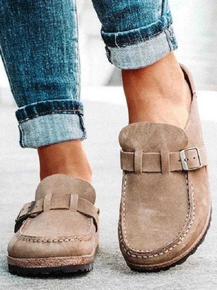 VALENCIA™ – SUEDE BUCKLE COMFORT CLOGS