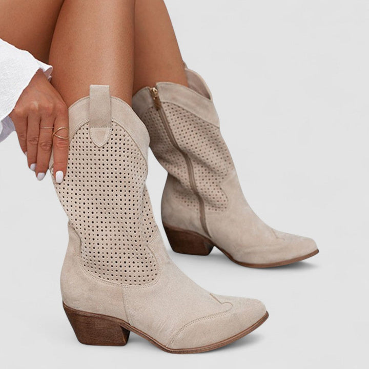 QUINN™ - ELEGANT PERFORATED WESTERN BOOTS
