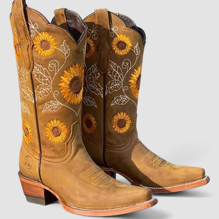 SAVANNAH™ - ELEGANT FLORAL-EMBROIDERED BOOTS