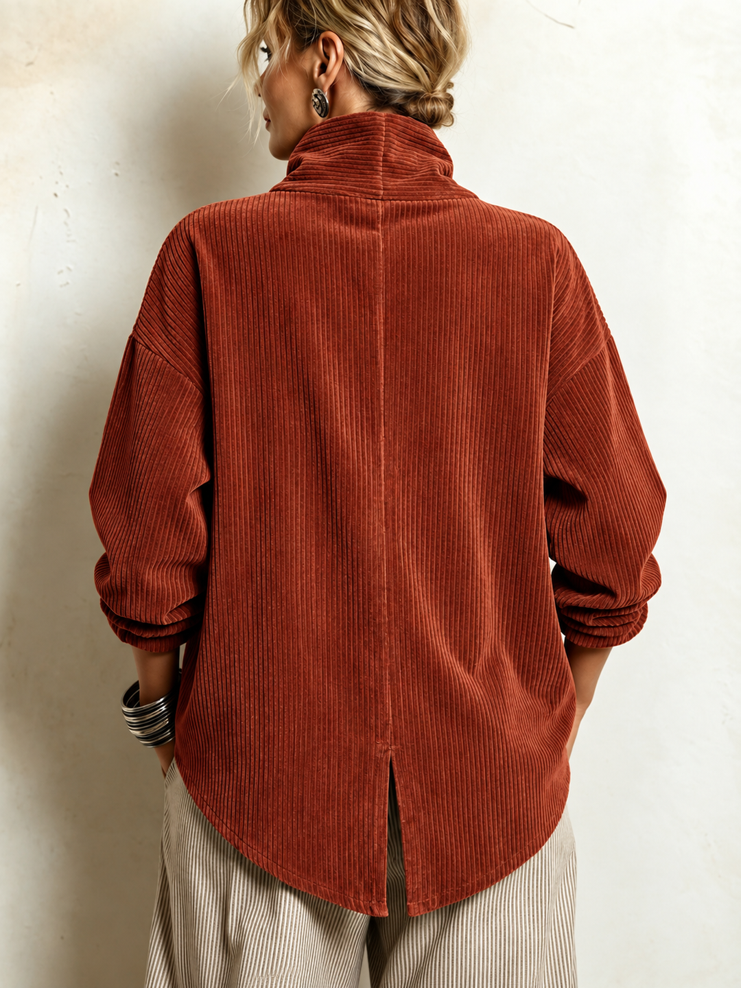 AMBER™ - ELEGANT CORDUROY BUTTON-UP SWEATER