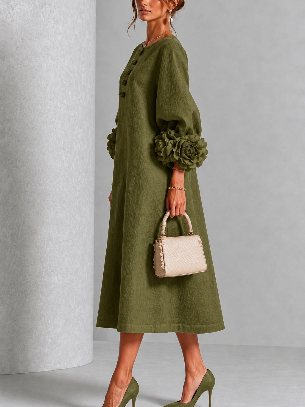WILHELMINA™ - ELEGANT FLORAL-CUFF MIDI DRESS