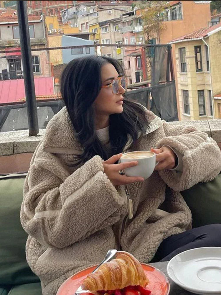 CORA™ - ELEGANT OVERSIZED FLEECE COAT